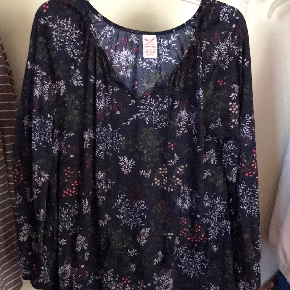 Beautiful long sleeve shirt
